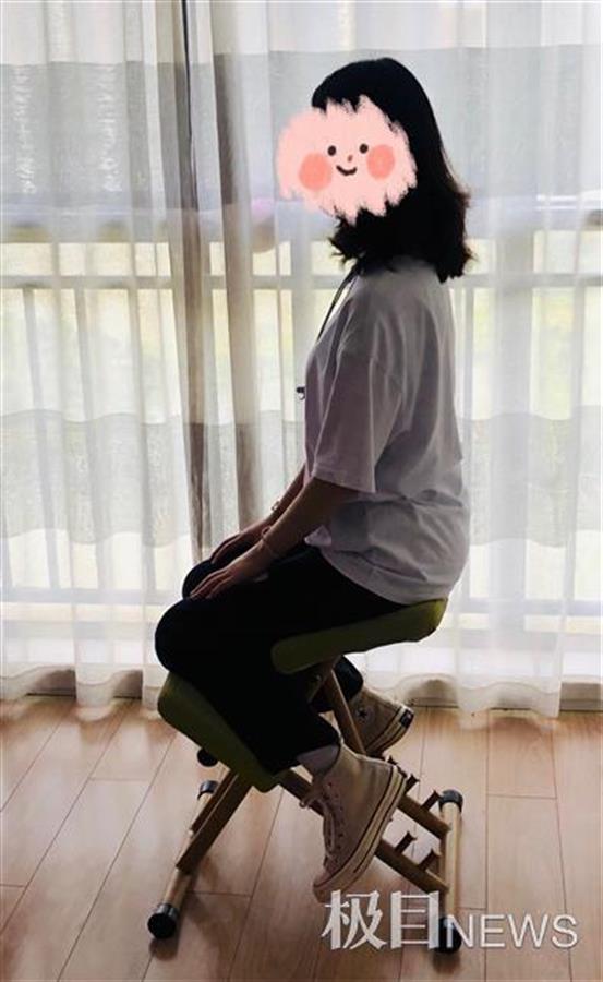 开yunapp体育官网入口下载手机版 网红跪椅热销，声称能矫正坐姿、让脊柱无负担，专家：养护脊柱还得靠劳逸结合