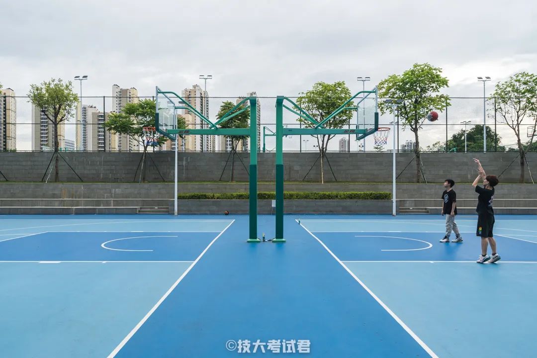 氧体操视频_行进间有氧健身体操_体操有氧运动