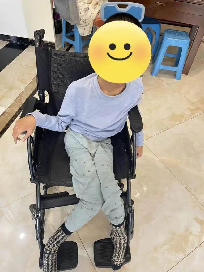 股四头肌训练椅_佩梅病儿童轮椅捐赠_杜氏肌营养不良症姿势座椅轮椅
