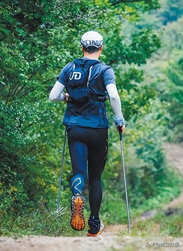 健身手套什么比较好_登山杖怎么选和用_登山杖使用技巧