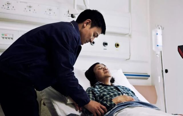 大众化的广场舞_大众广场舞不是闹着玩_大众健身广场舞蹦迪摇