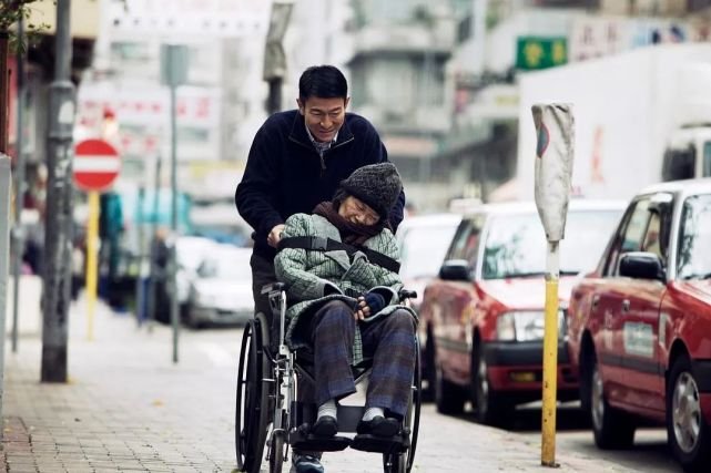 大众广场舞不是闹着玩_大众化的广场舞_大众健身广场舞蹦迪摇