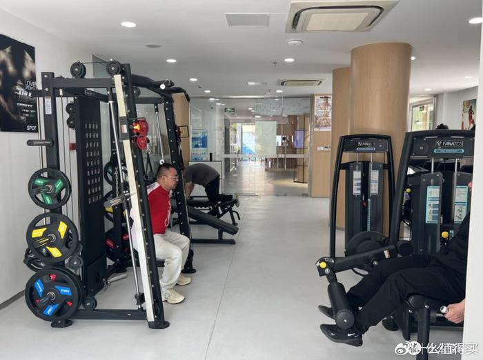 酒店健身房设计预算_公司健身房设备选购_综合训练器怎么选择