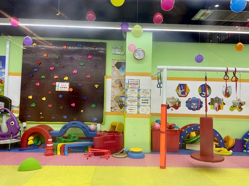 感统失调机构认证证书含金量低_感统训练单腿椅_感统训练课程费用高师资门槛低