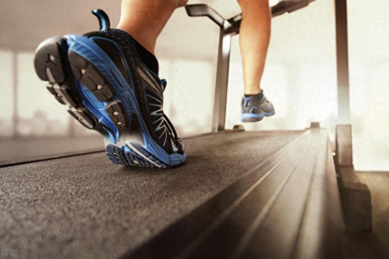 易跑M5 Ultra评测_家用跑步机品牌排行榜2025_进口跑步机品牌排行