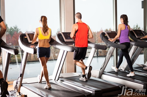 什么牌子的家用跑步机好_爱康跑步机品牌_乔山跑步机排名