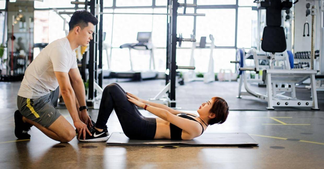 深蹲训练鞋_什么牌子的健身手套好_健身训练鞋