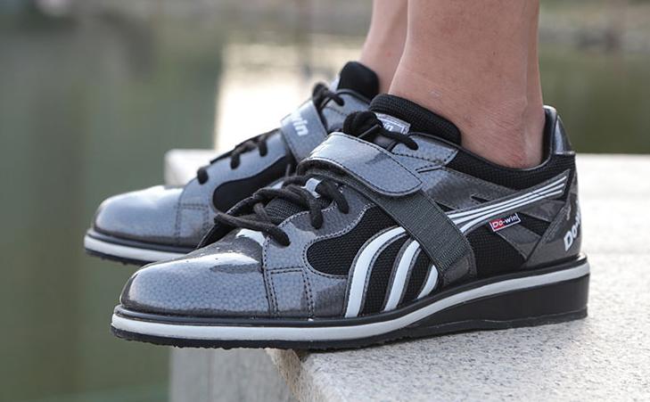 深蹲训练鞋_什么牌子的健身手套好_健身训练鞋