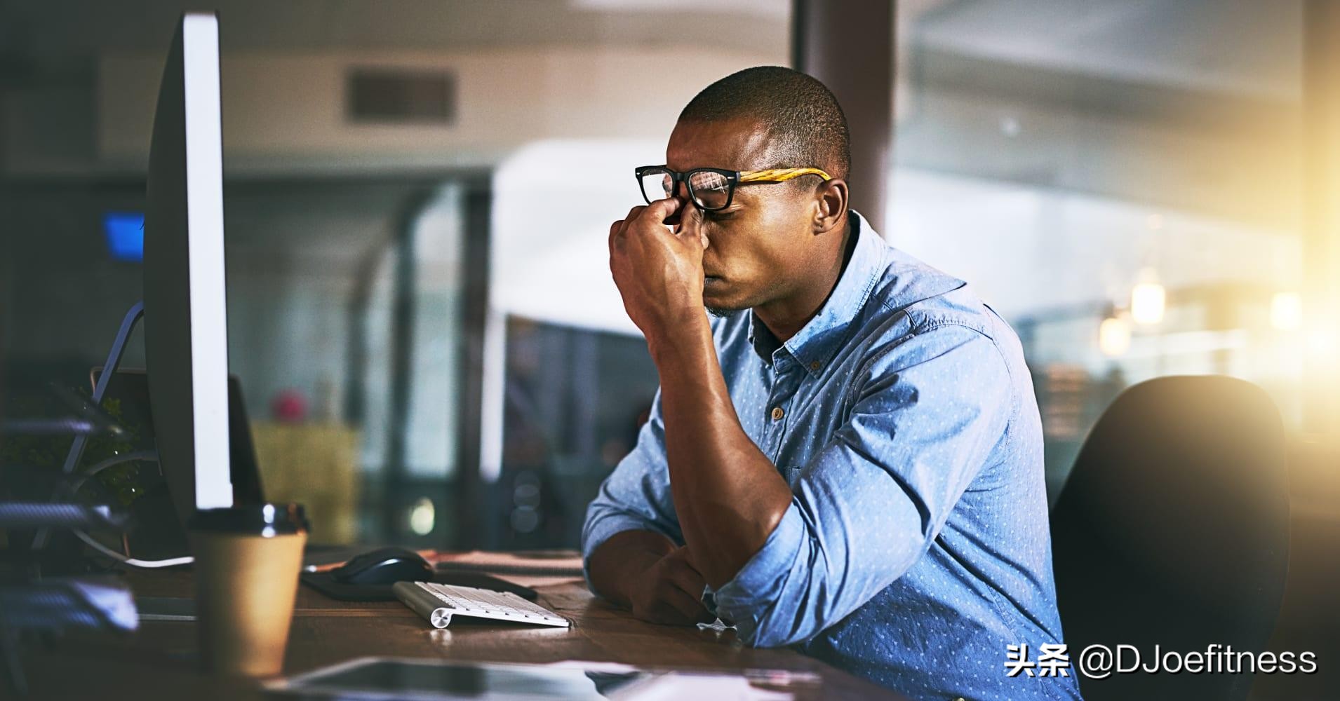 中年男性健身_规律运动好处_fitness sport健身单车