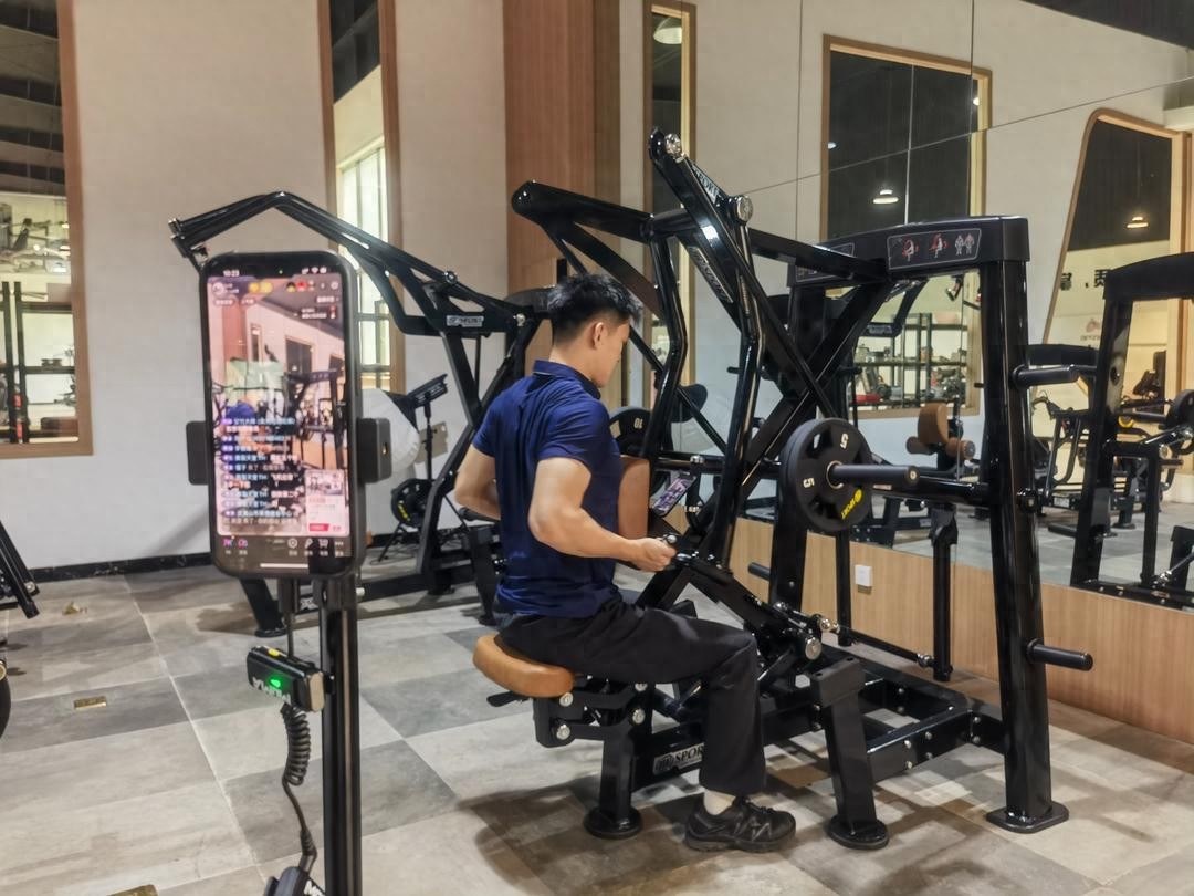 女神漫画免费登录入口页面弹窗 产业链上的山东好品牌丨跑步机里“住”了私教？这款跑步机为啥成了健身房新宠