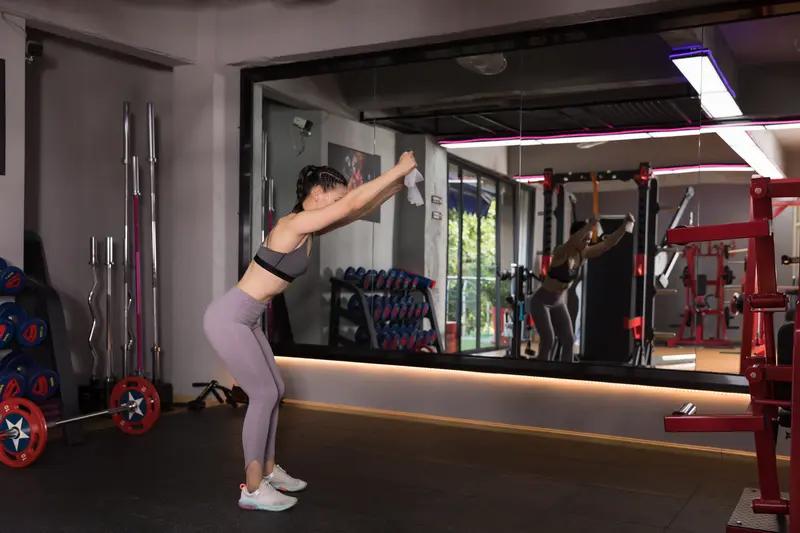 髋关节控制_髋关节训练椅_深层稳定小肌肉群