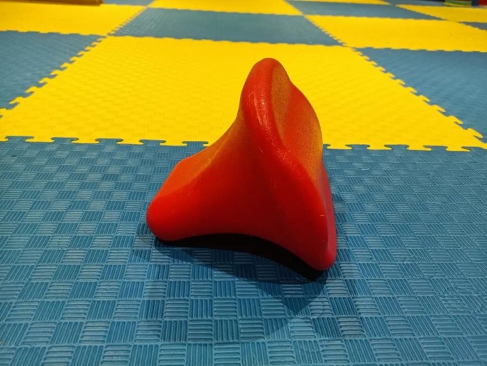 感统训练器材作用_感统训练单腿椅_感统器材游戏