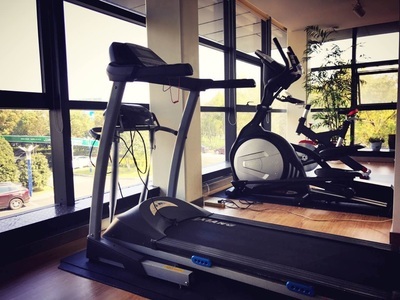 女神漫画免费登录入口页面弹窗 进口跑步机与国产跑步机哪个好