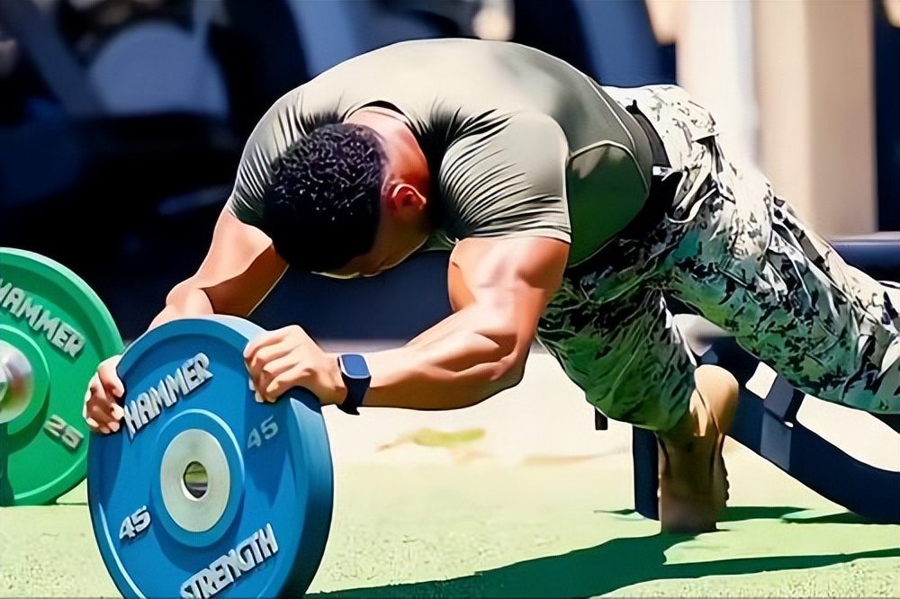 核心肌群训练方法_综合训练器总结_核心力量训练