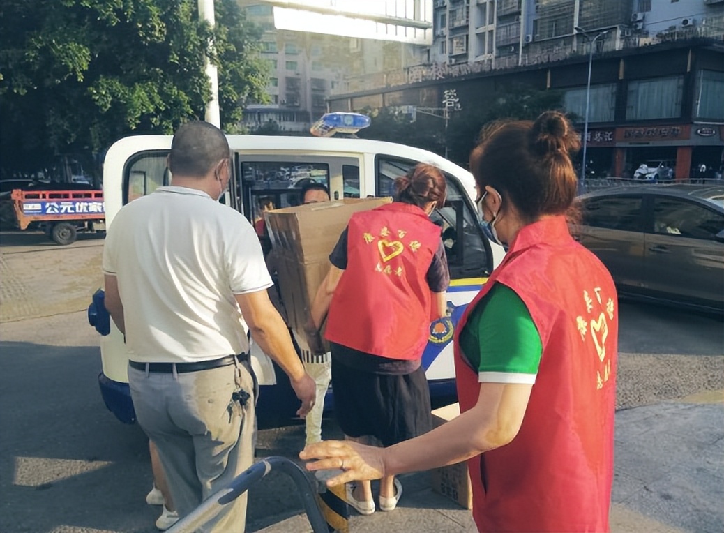 康姿百德志愿者防疫队_四川抗疫志愿者行动_康姿百德最新第五套