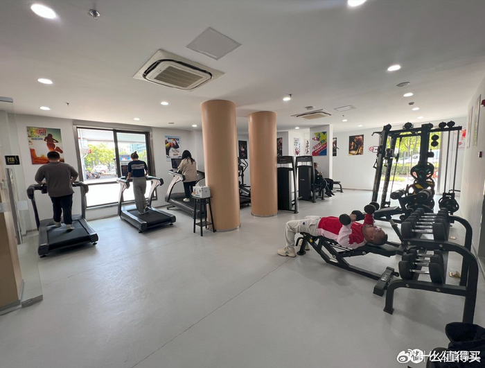 酒店健身器材选择_公司健身房设备配置_家用综合训练器 配重