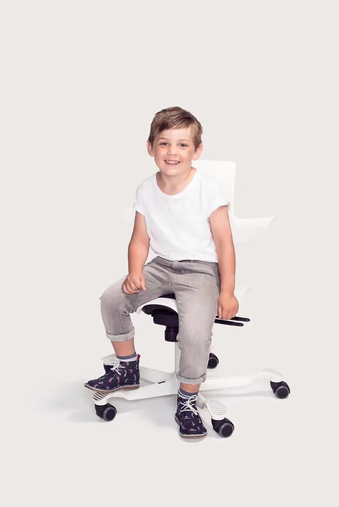 挪威进口人体工学椅_HÅG Capisco Puls 骑马椅_髋关节训练椅